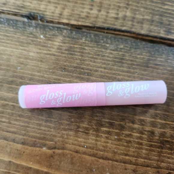 Glossier And Burt's Bees Lip Bundle (Unused & Unopened) - Picture 4 of 7